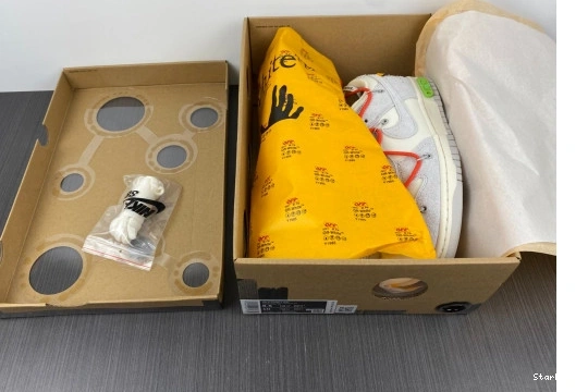 Dunk DJ0950-110 13 O-W Nike Low Lot 0201